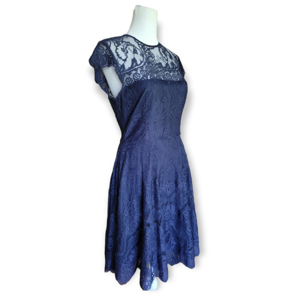 BB Dakota‎ Women's Rihanna Open Back Lace Mini Dress Size 2 Navy Blue - Picture 3 of 10